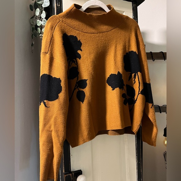 Maeve for Anthropologie sweater - Picture 2 of 5